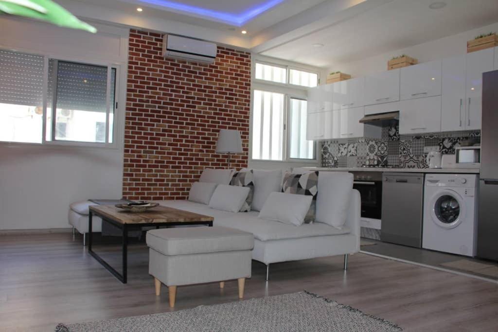 New Luxury Apartment 3- Best Location In Rabat Buitenkant foto